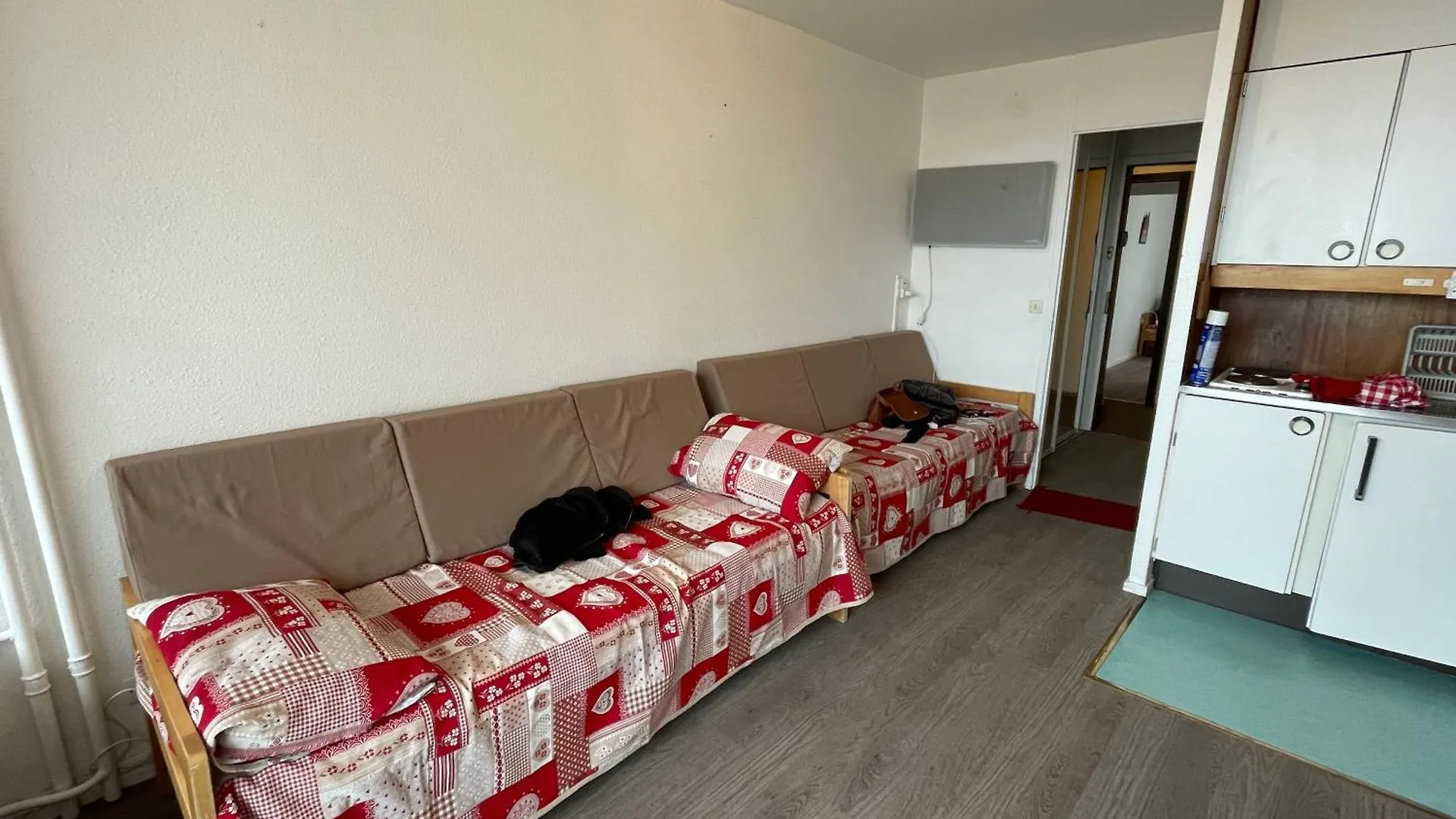 Apartment Studio Acces Direct Aux Pistes Et La Croisette, Au Coeur Des Menuires Saint-Martin-de-Belleville France